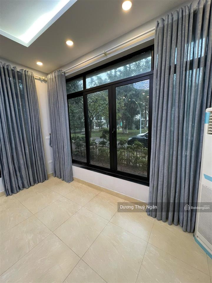Chuyển nhượng | biệt thự song lập marina| ecopark  189 m² | xây 3 tầng giá 4x tỷ