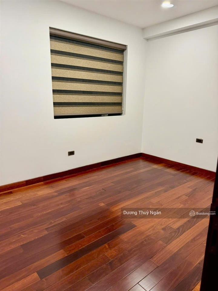 Cho thuê biệt thự song lập mimosa ecopark 5 phòng ngủ 210 m², xây 3 tầng, giá thuê 38 triệu/th