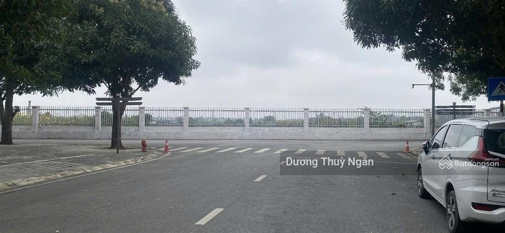 Bán nhà phố trục chính ecopark 90m đủ đồ giá tốt