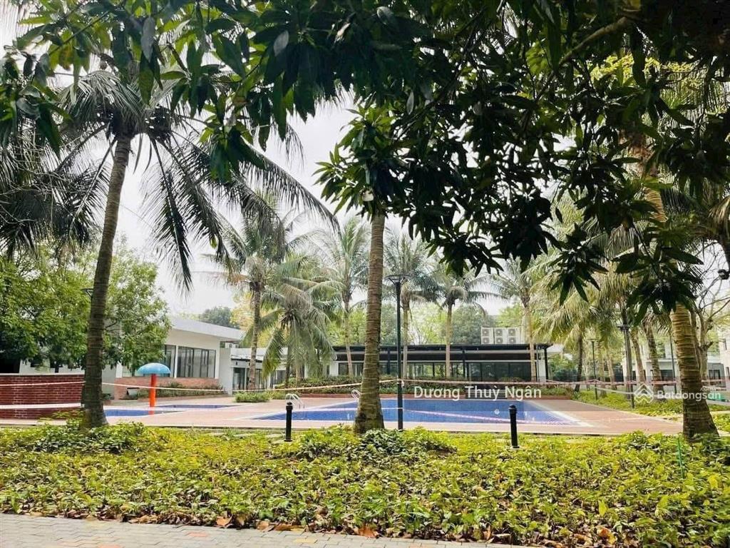 Bán nhà phố trục chính ecopark 90m đủ đồ giá tốt
