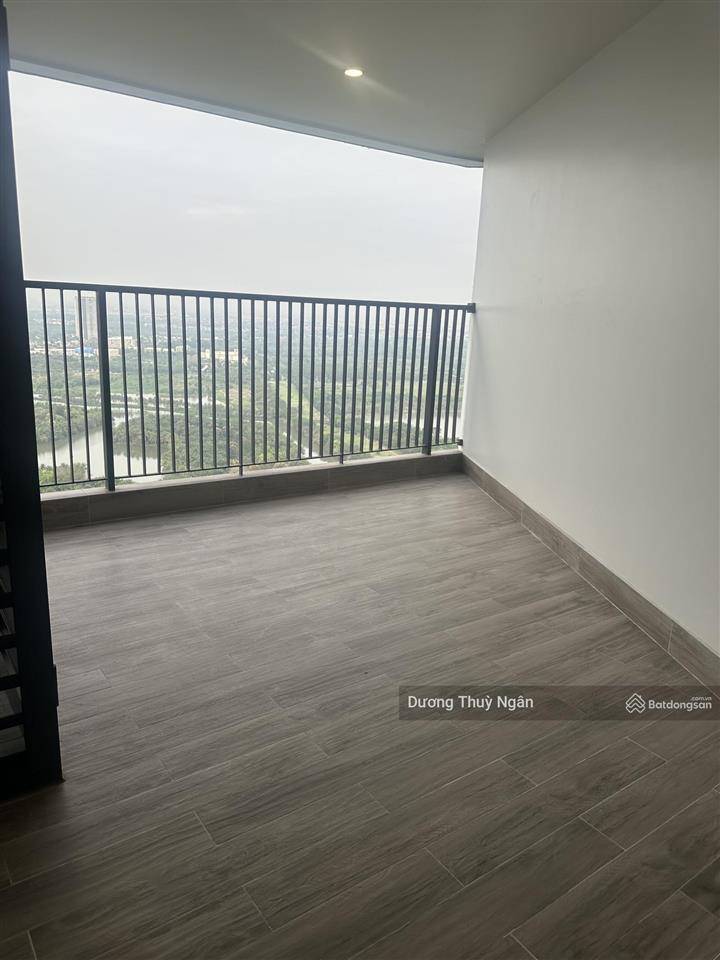 Bán căn hộ 3 ngủ skyforest sân vườn rộng