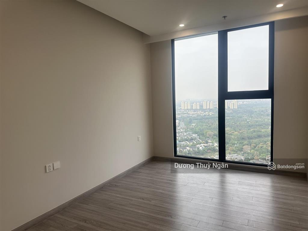 Bán căn hộ 3 ngủ skyforest sân vườn rộng
