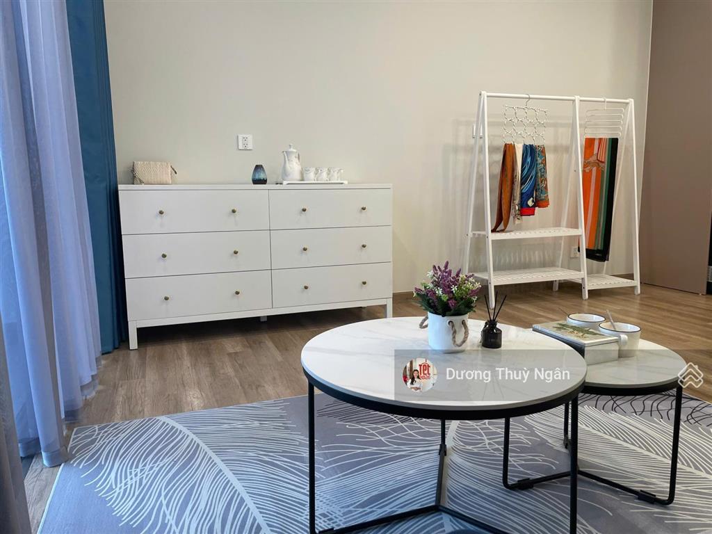 Chính chủ gửi bán bán studio onsen view hồ giá tốt 3,x tỷ  full nội thất dt 38.12m2