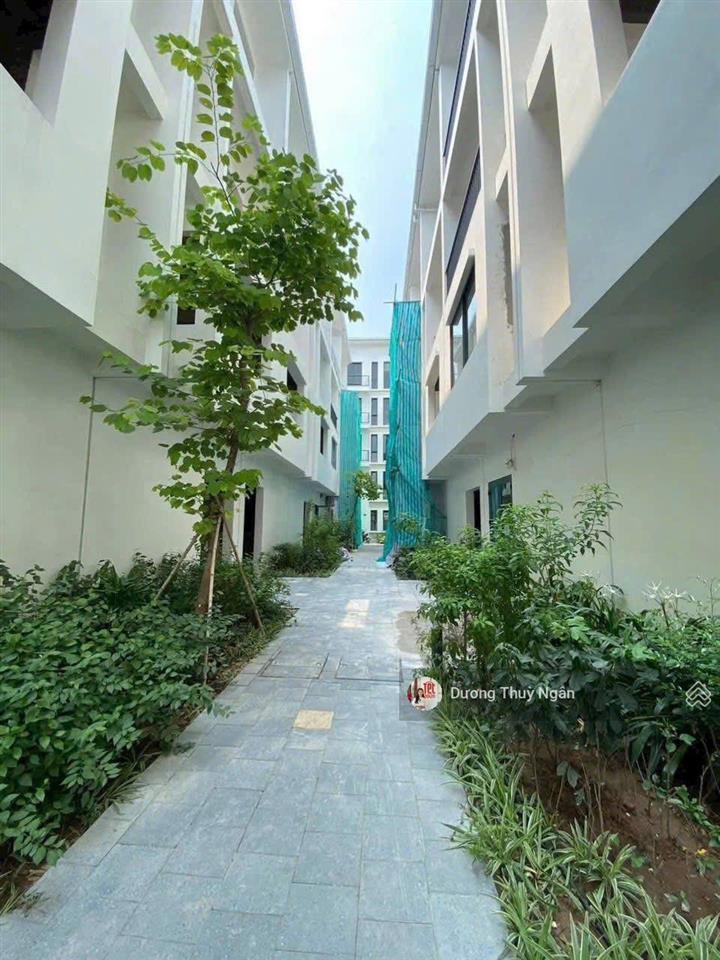 Chuyển nhượng liền kề thuỷ trúc ecopark giá tốt nhất thị trường, sổ đỏ, giá bán 14,x tỷ
