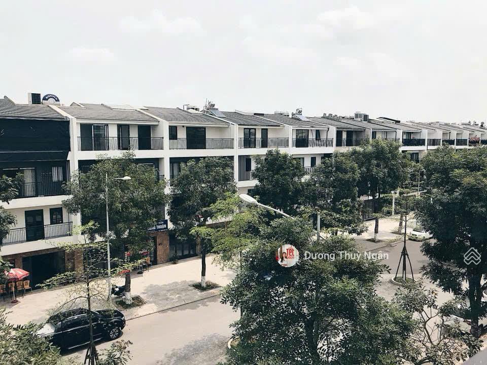 Ngân dương ecopark chuyển nhượng hàng hiếm vạn tuế liền kề prv ecopark 90m