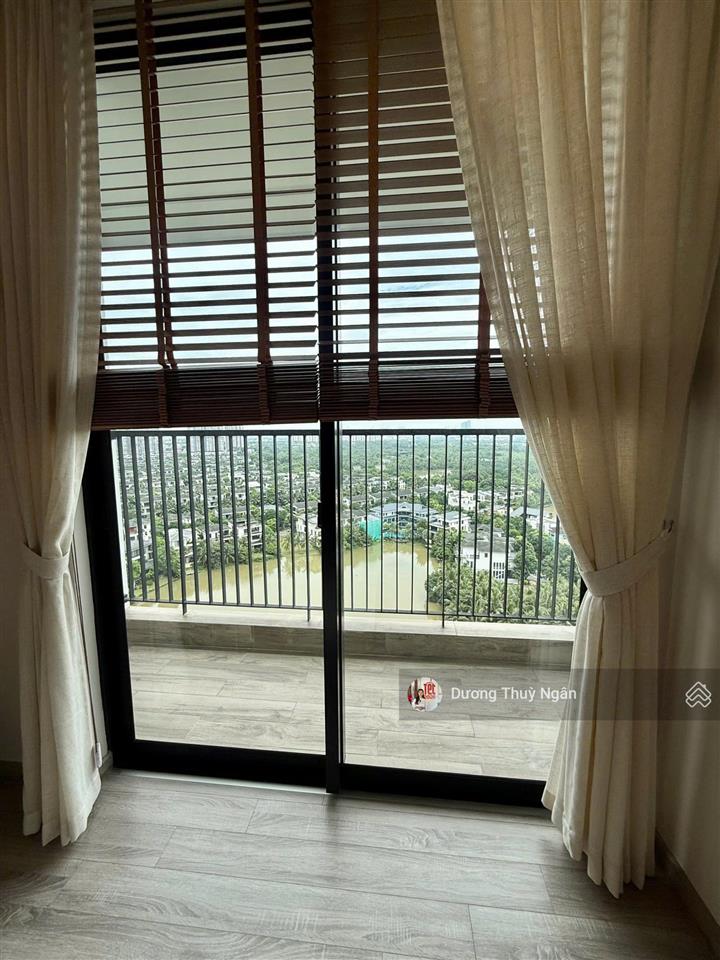 Ngân dương cho thuê sky forest residences ecopark 2 ngủ nội thất cao cấp  view đẹp