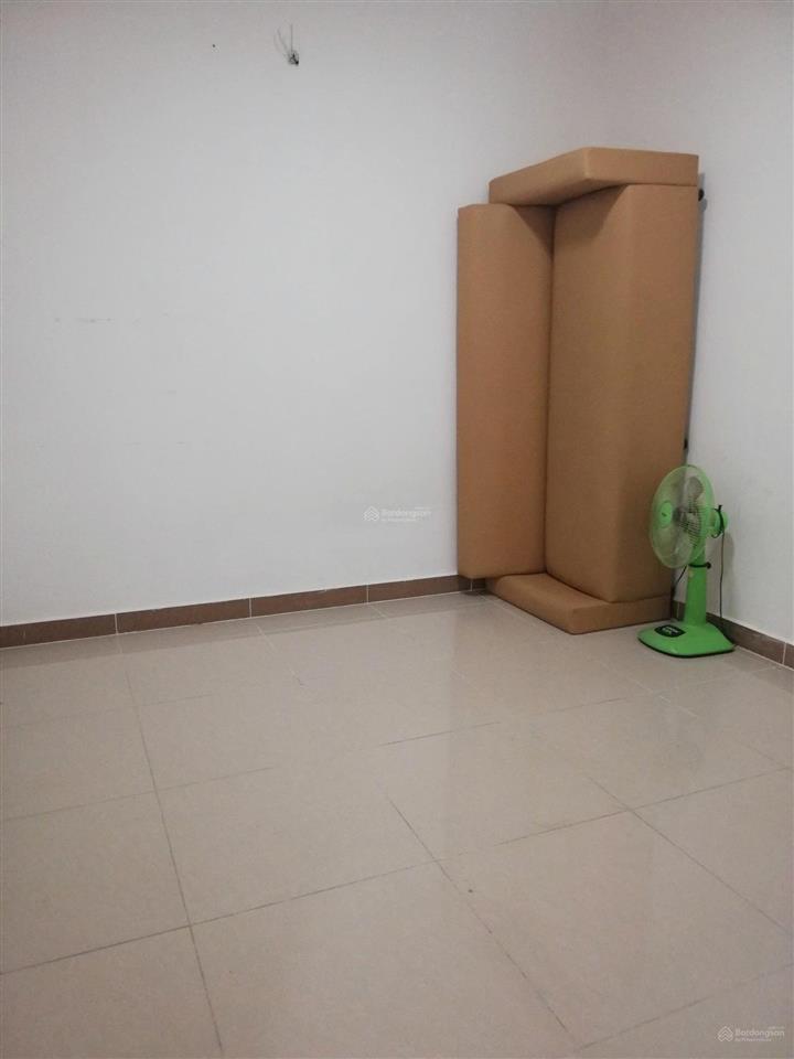 Cho thuê cc 3pn, 2wc, 97m2 tại the era town, giá chỉ 9,5 triệu vnd