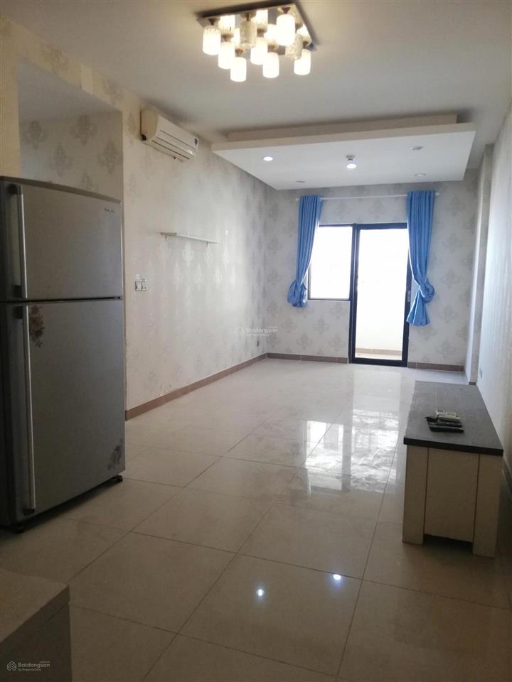 Cho thuê cc 3pn, 2wc, 97m2 tại the era town, giá chỉ 9,5 triệu vnd
