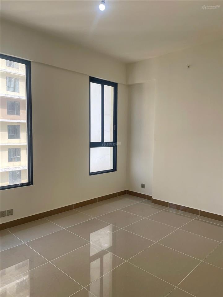 Cho thuê nhà trống căn 85m2 chung cư đức khải giá tốt
