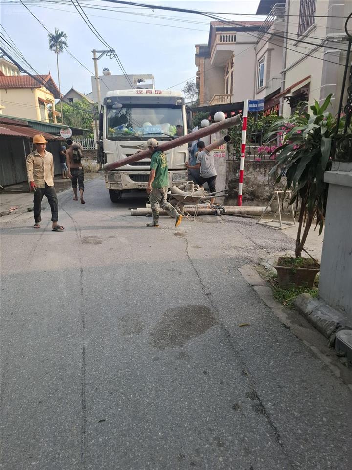 Bán đất bát khối đông dư trong đê, ngõ oto quay đầu, cách chợ, trường mần non đông dư khoảng 300m