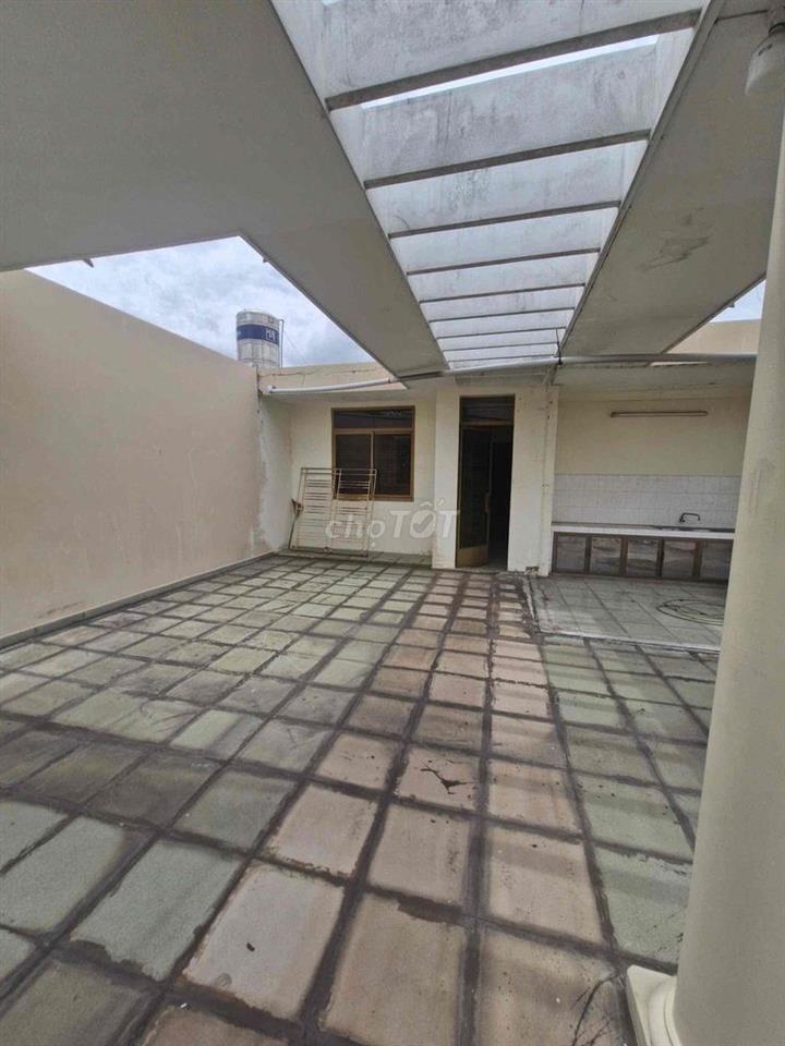 Cho Thuê Nhà Mặt Tiền 8 x 20m3 Lầu 9 phòng lớn 55Tr/tháng