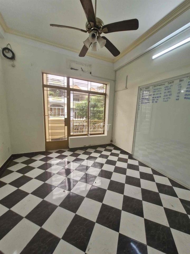Cho Thuê Nhà Mặt Tiền 8 x 20m3 Lầu 9 phòng lớn 55Tr/tháng