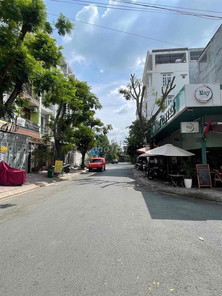 Bán Đất Khu Saigon coop DT 4x15 CN 60m thổ cư Giá 7.3Tỷ