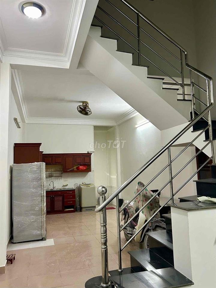 Cho Thuê Nhà Hẻm Xe Hơi 2PN 4x17  276 Thống Nhất 11.5triệu