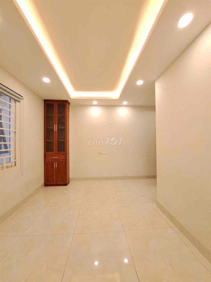 Nhà MT Hẻm 10M  29 Lê Đức Thọ 5x20 Lững + 3 Lầu 5PN 6WC 35triệu/tháng