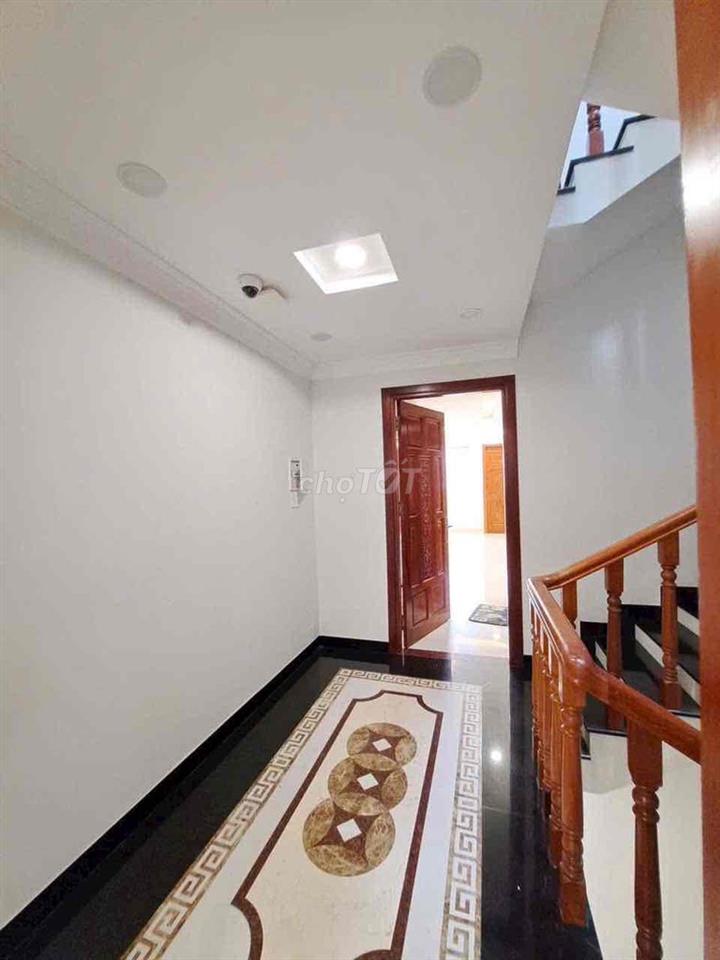 Nhà MT Hẻm 10M  29 Lê Đức Thọ 5x20 Lững + 3 Lầu 5PN 6WC 35triệu/tháng