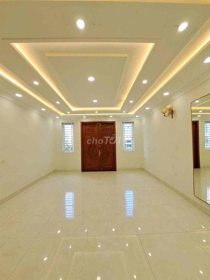 Nhà MT Hẻm 10M  29 Lê Đức Thọ 5x20 Lững + 3 Lầu 5PN 6WC 35triệu/tháng