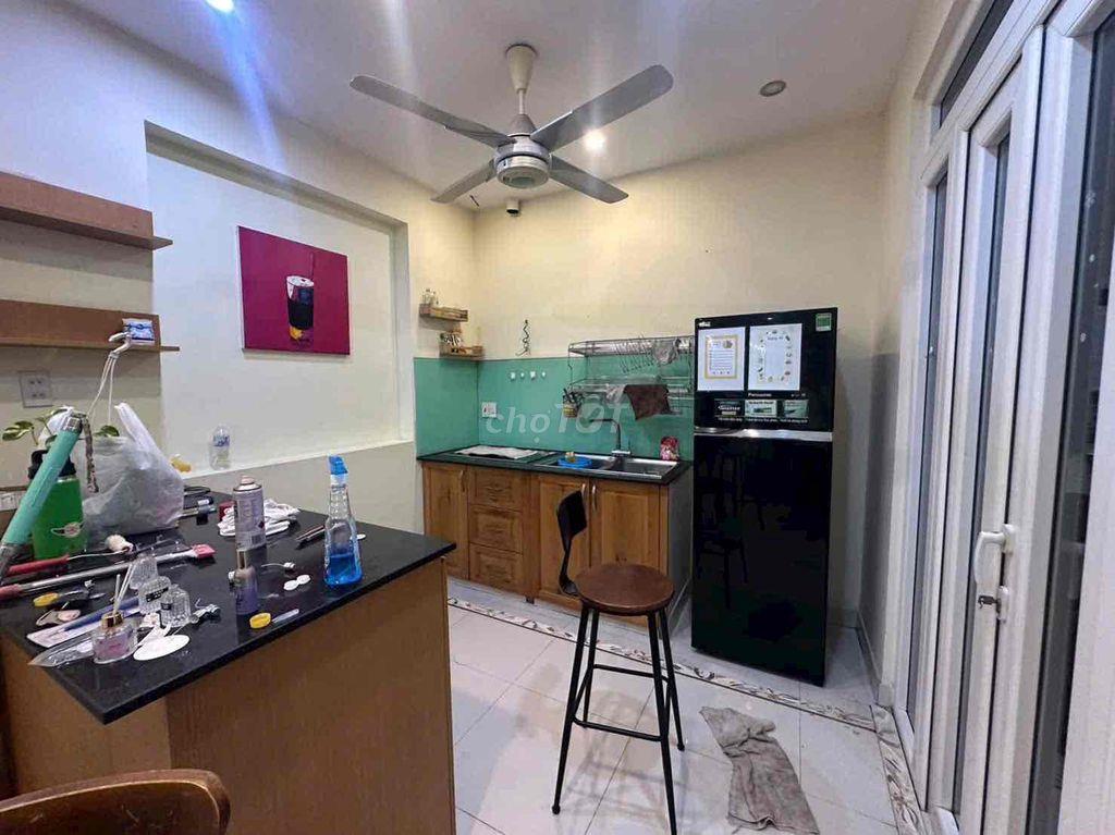 CHO THUÊ NHÀ QUANG TRUNG: 2PN - 2Toilet - Giá 10.5Tr