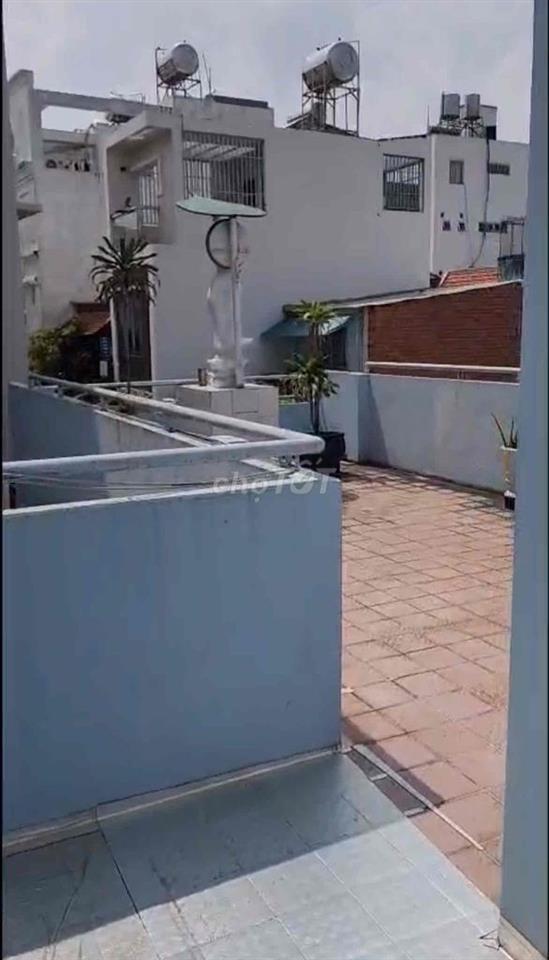 Cho Thuê nhà Cách MT Lê Quang Định 50m 3PN 3WC 12tr/th