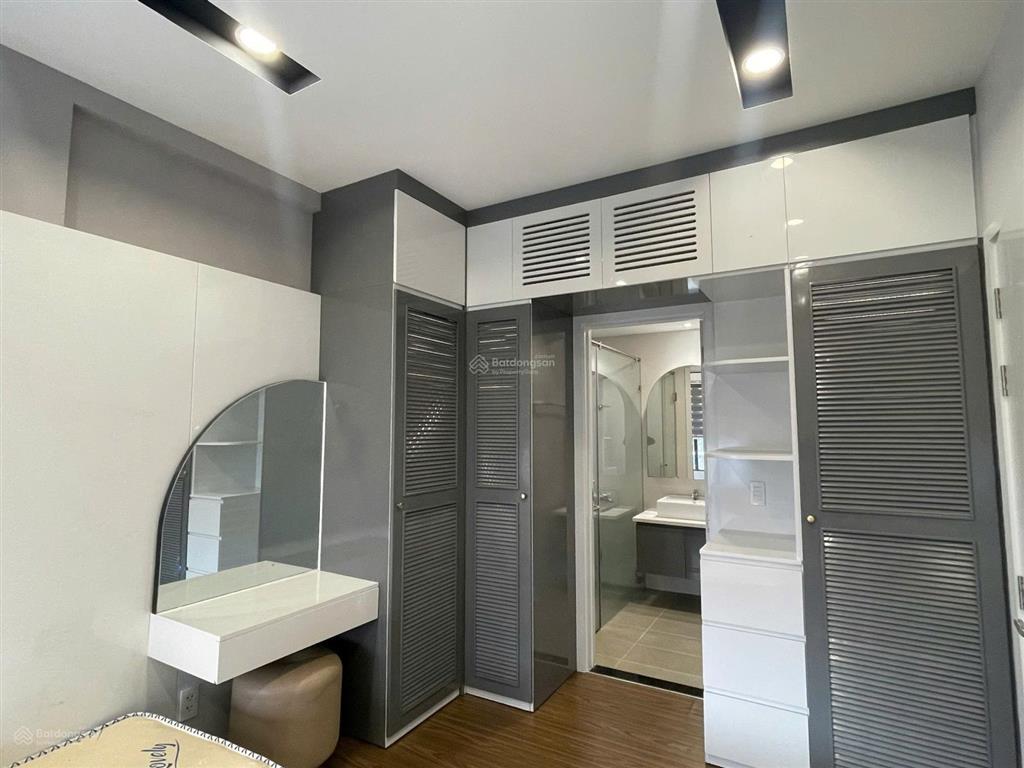 Giảm giá 200triệu bán nhanh căn góc safira 2pn full nội thất decor, có ban công, có lô gia