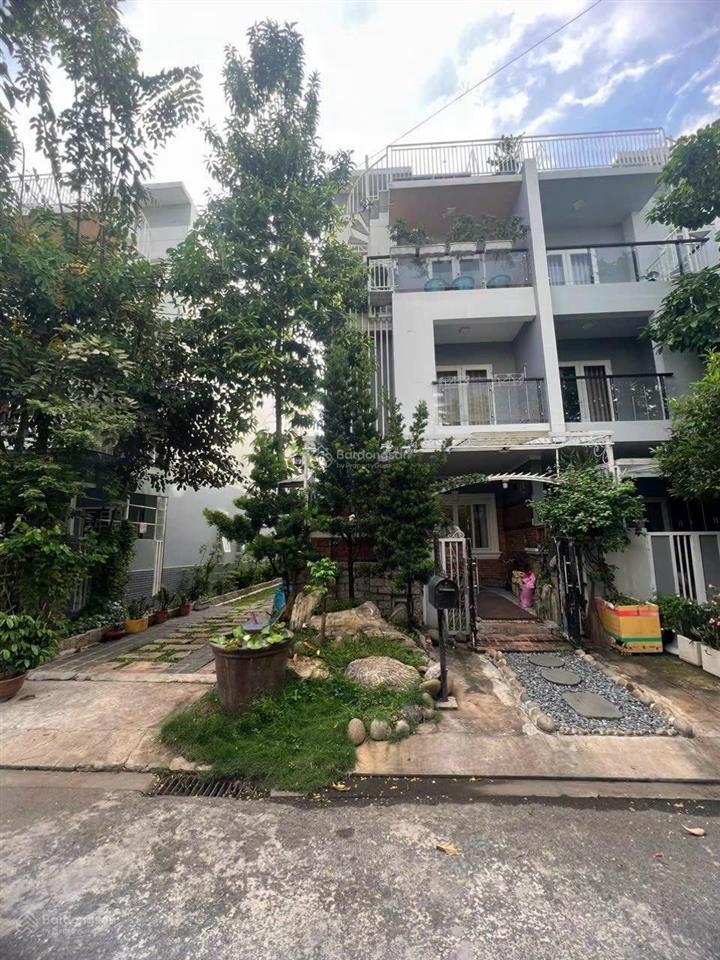 Bán nhà phố mega village khang điền có hồ cá koi chỉ 8,9 tỷ