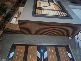 Chính chủ bán tòa nhà dịch vụ thịnh quang đống đa.
