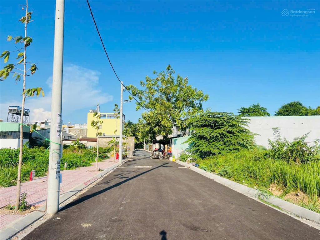 Giá tham khảo tốt trong khu vực hẻm 154 vườn lài  giá 5.7 tỷ (4m x 19m)