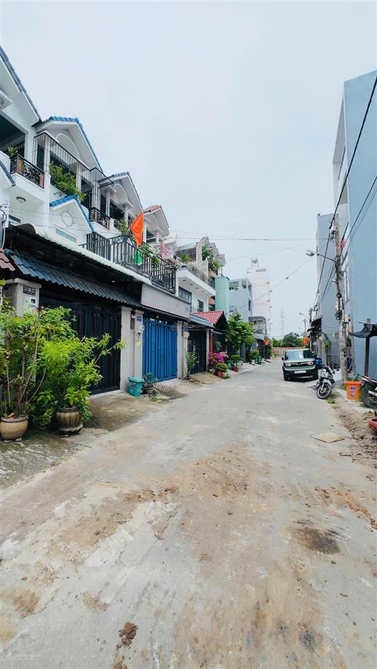 Cần bán nhà gần chợ vườn lài  phường an phú đông  giá tốt