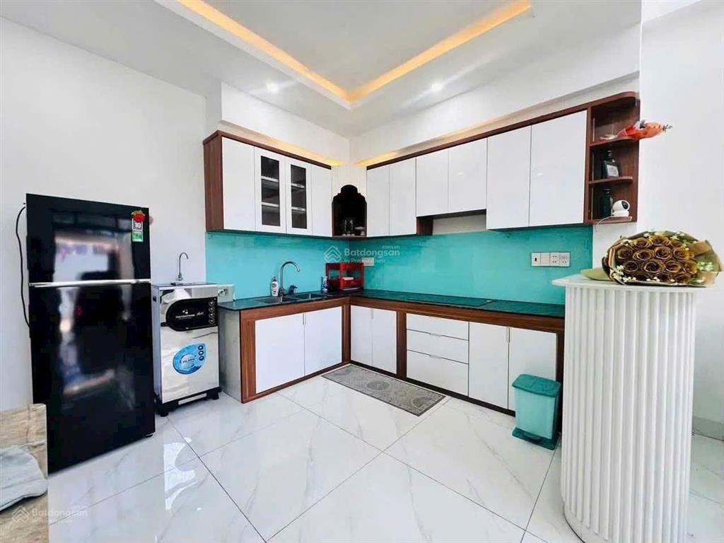 Bán nhà 1 trệt 1 lửng phú hòa gần trường cấp 2 nội thất full giá chỉ 2ti750