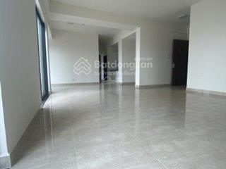 Cho thuê penthouse diện tích lớn giá tốt
