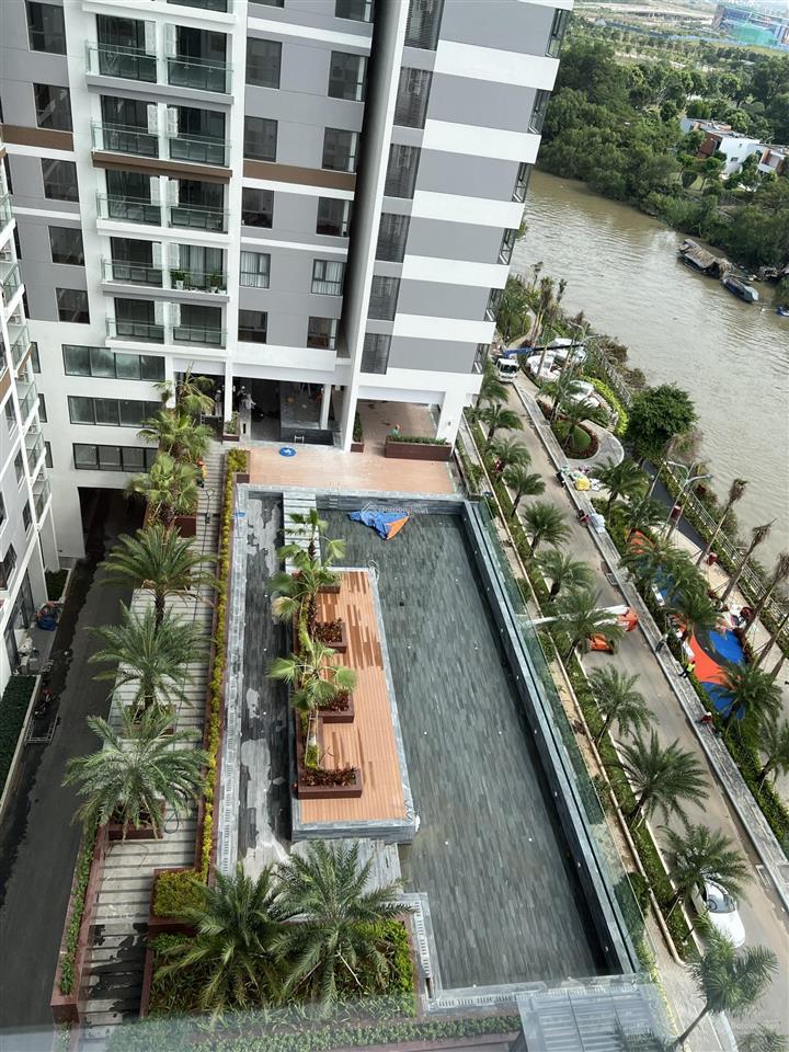 Bán chcc d'lusso an phú 2pn 68.5m² full nội thất, tầng đẹp hướng đông nam giá 5.4 tỷ