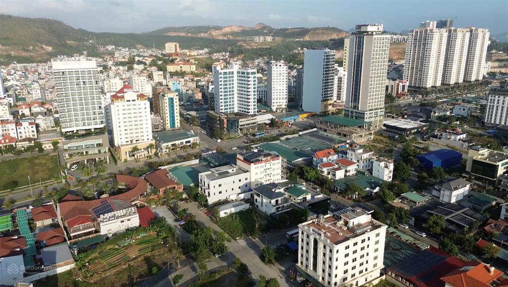 Bán ô góc 2 mặt tiền biệt thự đông hùng thắng, phường bãi cháy. khu trung tâm