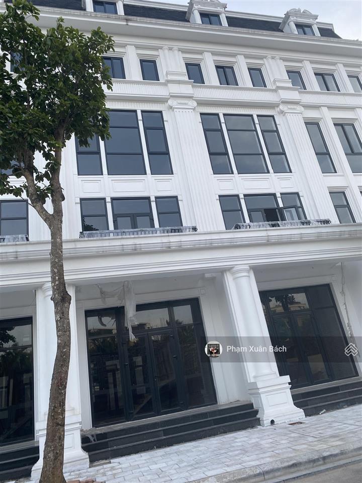 Bán căn louis 1 đường 17m, cách 1 căn ra đường 22.5m, dt 95m2, hướng đông nhà đẹp số đẹp 0982 801 ***