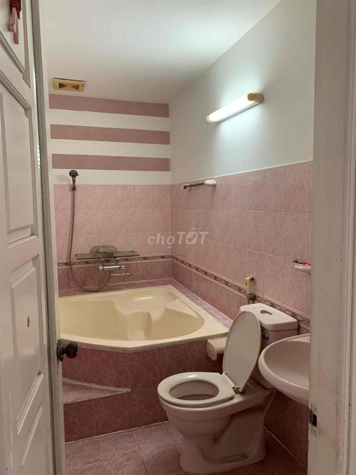 Nhà Đống Đa hẻm ô tô. Chính chủ bán