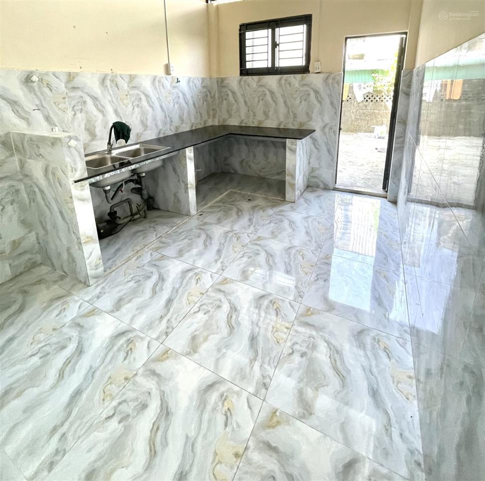 40m2 sát q7 tách bếp siêu rộng có sân bbq