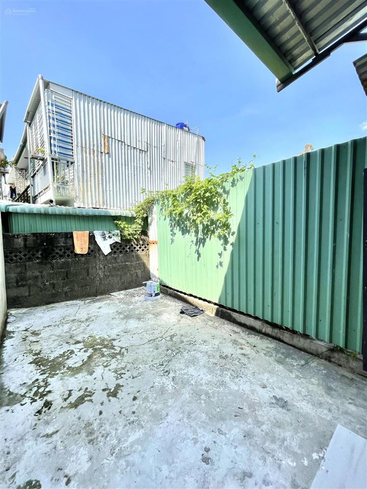 40m2 sát q7 tách bếp siêu rộng có sân bbq