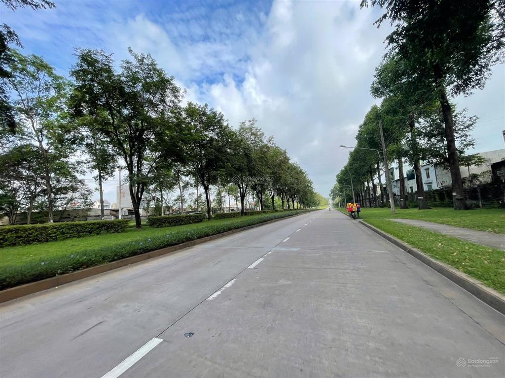 Cho thuê xưởng 3000m2 kcn long thành, xưởng mới 100%, pháp lý chuẩn chỉnh