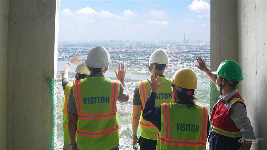 Thanh toán chuẩn chỉ cần 25% đến khi nhận nhà  không đụng bank. chỉ có tại the emerald 68  3pn