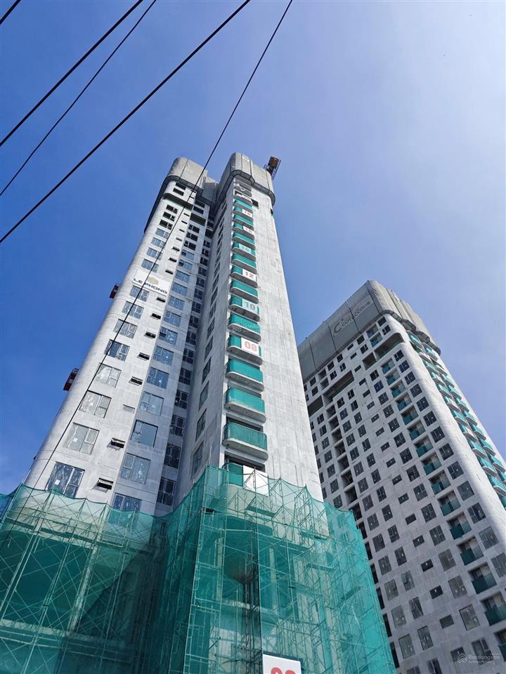 Thanh toán chuẩn chỉ cần 25% đến khi nhận nhà  không đụng bank. chỉ có tại the emerald 68  3pn