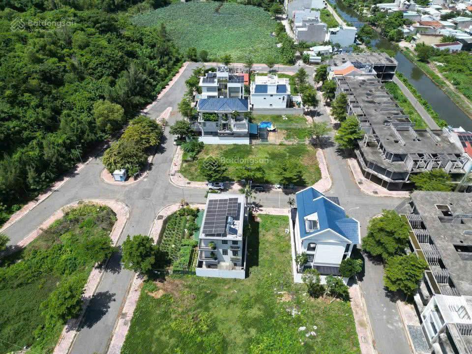 Biệt thự tây 3/2, 247m2 full thổ cư, sát dự án sun group vũng tàu