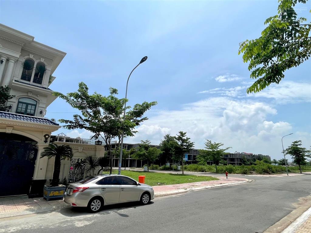 Biệt thự tây 3/2, 247m2 full thổ cư, sát dự án sun group vũng tàu