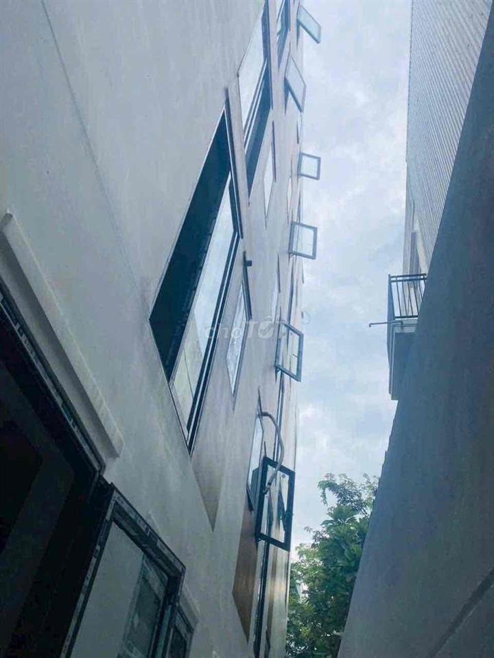 Cho thuê căn hộ 2 mặt thoáng Trần Cao Vân ngay trung tâm nhiều tiệnich