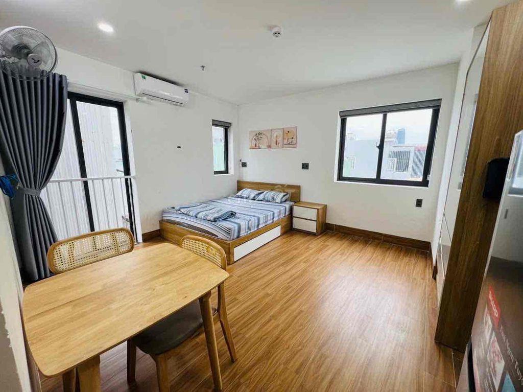 Cho thuê căn hộ Trần Cao Vân gần bãi xe tô tô, 3 cửa sổ, 30m2