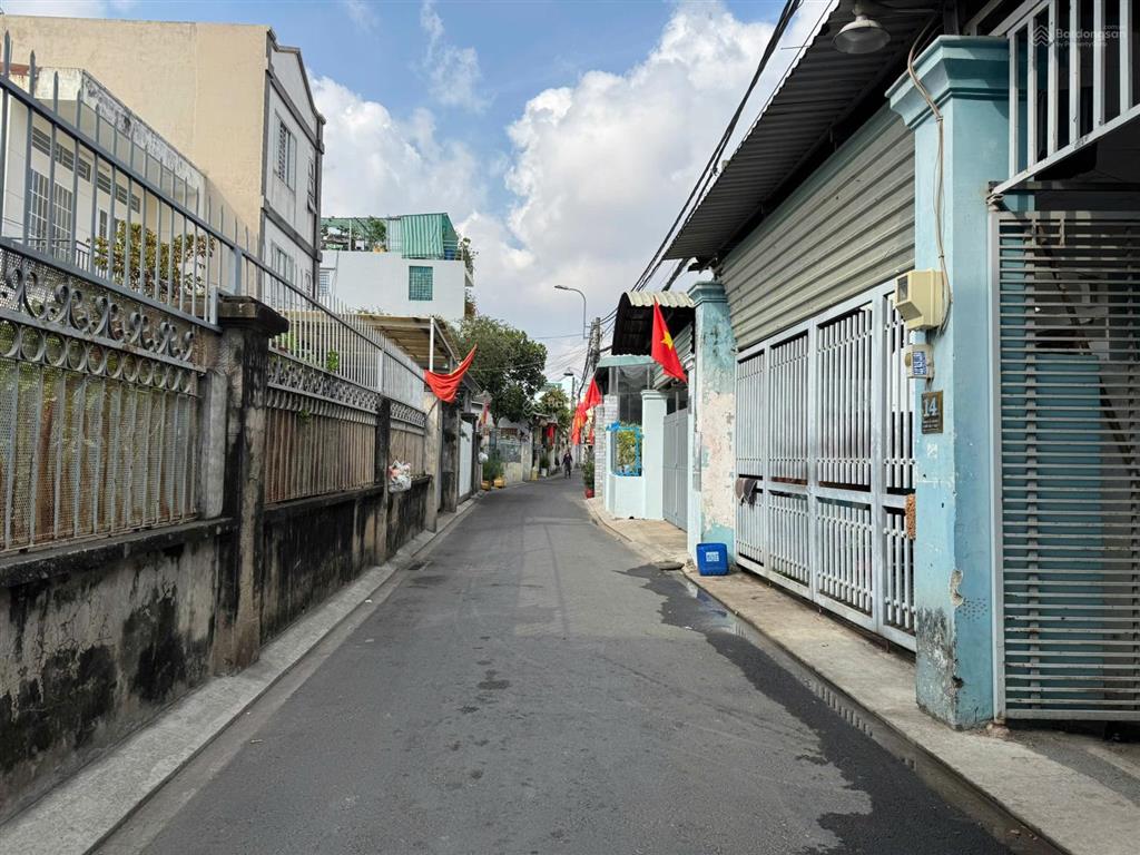 Bán nhà đẹp 2 mặt hẻm thông thoáng, đường ô tô, ngang 5 ngay gần cuối đường 3 phước bình 5,86 tỷ tl