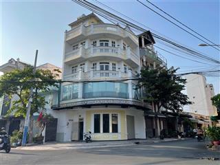 Bán nhà đẹp 5 tầng góc 2 mặt tiền đường6 giao với 18b ở phường phước bình chỉ 12,3 tỷ