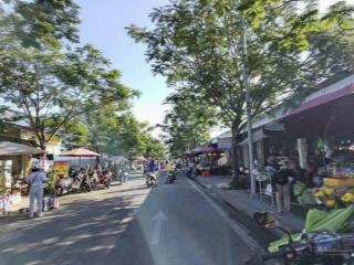 Chính chủ bán 2 lô liền kề mặt tiền chợ hàng rượu, phù hợp ở và buôn bán kinh doanh