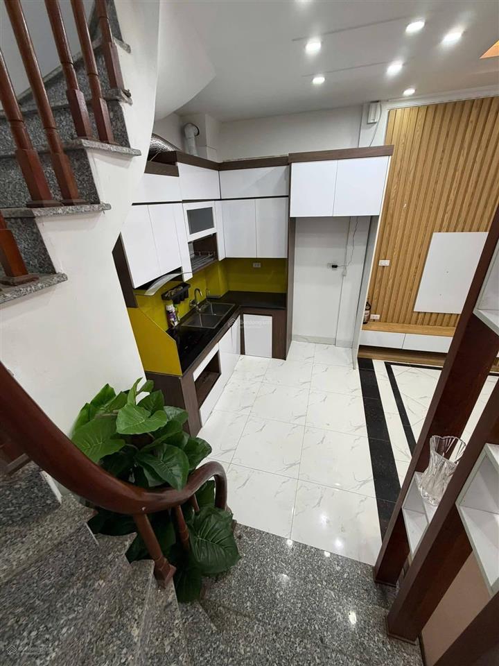 Bán nhà 5 tầng 32m2 tại phú thứ  tây mỗ. bãi đỗ xe cách nhà 15m