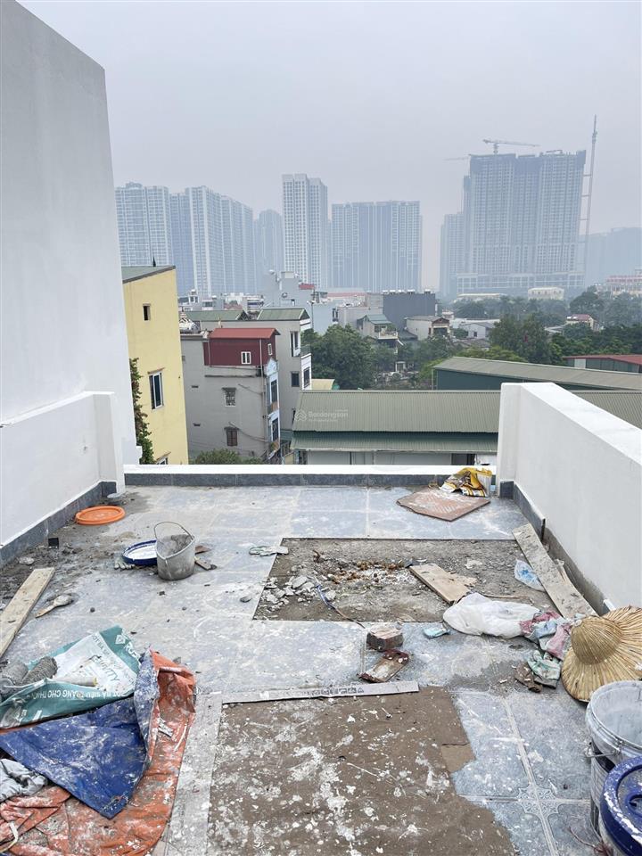 6 tầng thang máy 32m2 oto đỗ cổng tại cầu cốc, tây mỗ. giá chỉ 6,6 tỷ