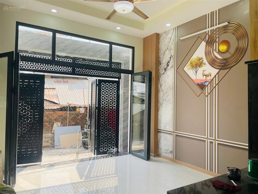 Bán nhà 1 trệt 2 lầu 1 tum đường 4m ra làng tăng phú, quận 9 cũ