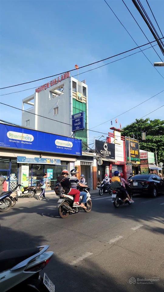 Bán khách sạn mặt tiền kinh doanh hoàng hữu nam quận 9